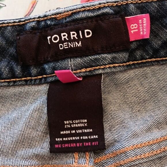 Torrid Denim Straight Leg Jeans. Coastal Cowgirl, Normcore, Denim - Picture 8 of 11